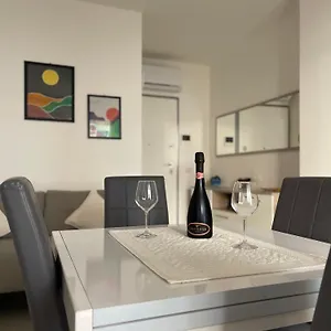 A Casa Di Martina Posizione Con Posto Auto Appartamento Alghero